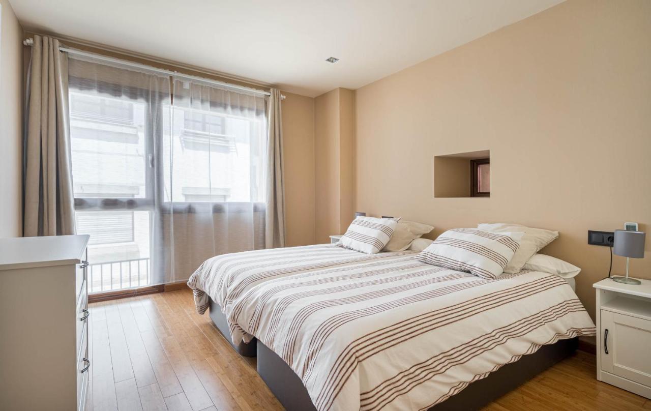 Apartamentos Calle Mayor 23 Llanes Extérieur photo